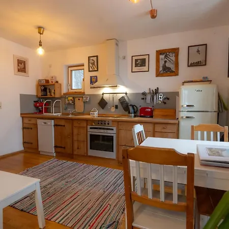 Retro Apartment